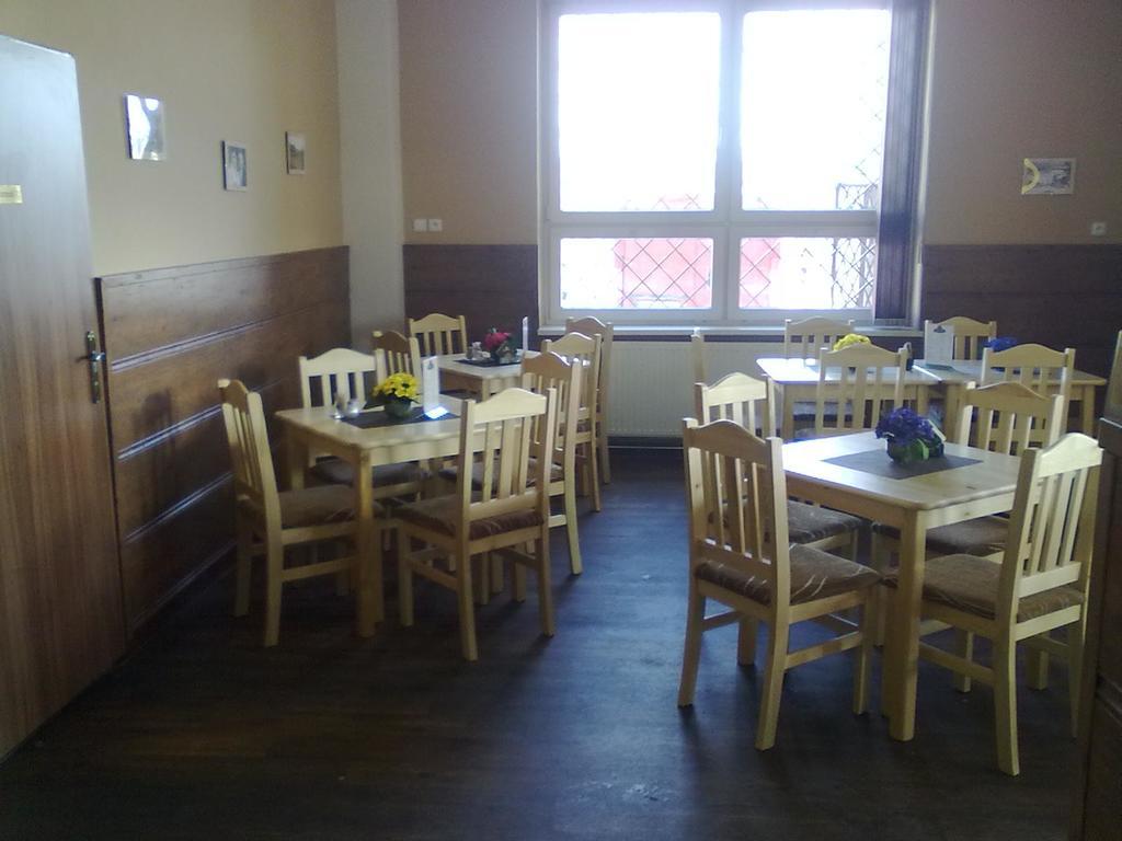 Penzion A Restaurace Na Salasi Hutisko Экстерьер фото